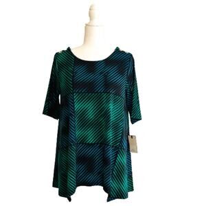 Dana Buchman Tunic Top Green Blue Black Geo Print Scoop Short Sleeve Medium NEW